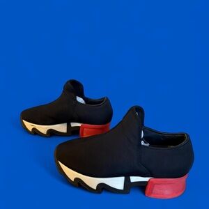 Chic Black and Red Women's Sneakers